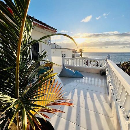 Appartamento Luxury Penthouse With Breathtaking Views And Huge Private Terraces Puerto de Santiago  Esterno foto