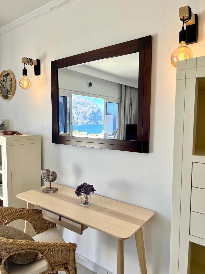 Appartamento Luxury Penthouse With Breathtaking Views And Huge Private Terraces Puerto de Santiago  Esterno foto