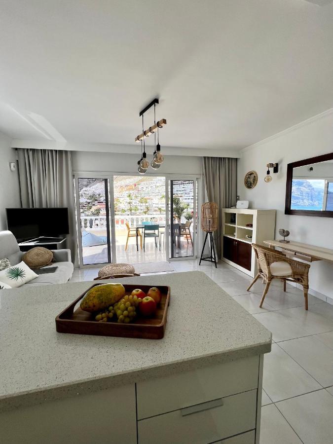 Appartamento Luxury Penthouse With Breathtaking Views And Huge Private Terraces Puerto de Santiago  Esterno foto